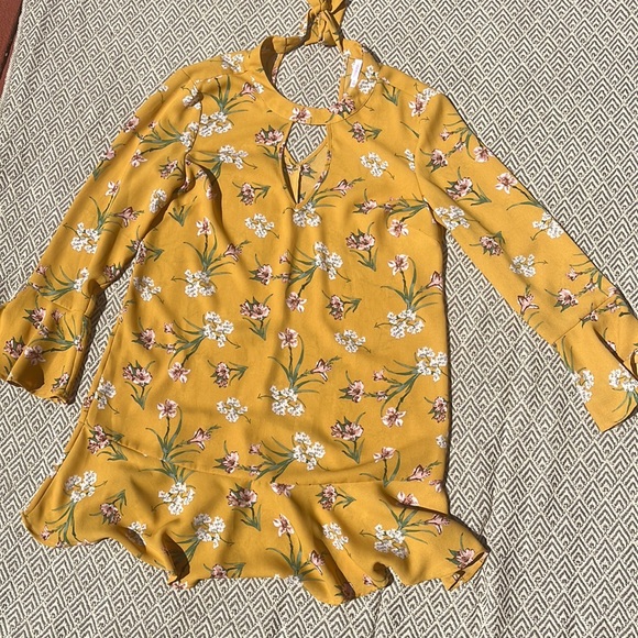 Xhilaration yellow floral sundress - Picture 1 of 4